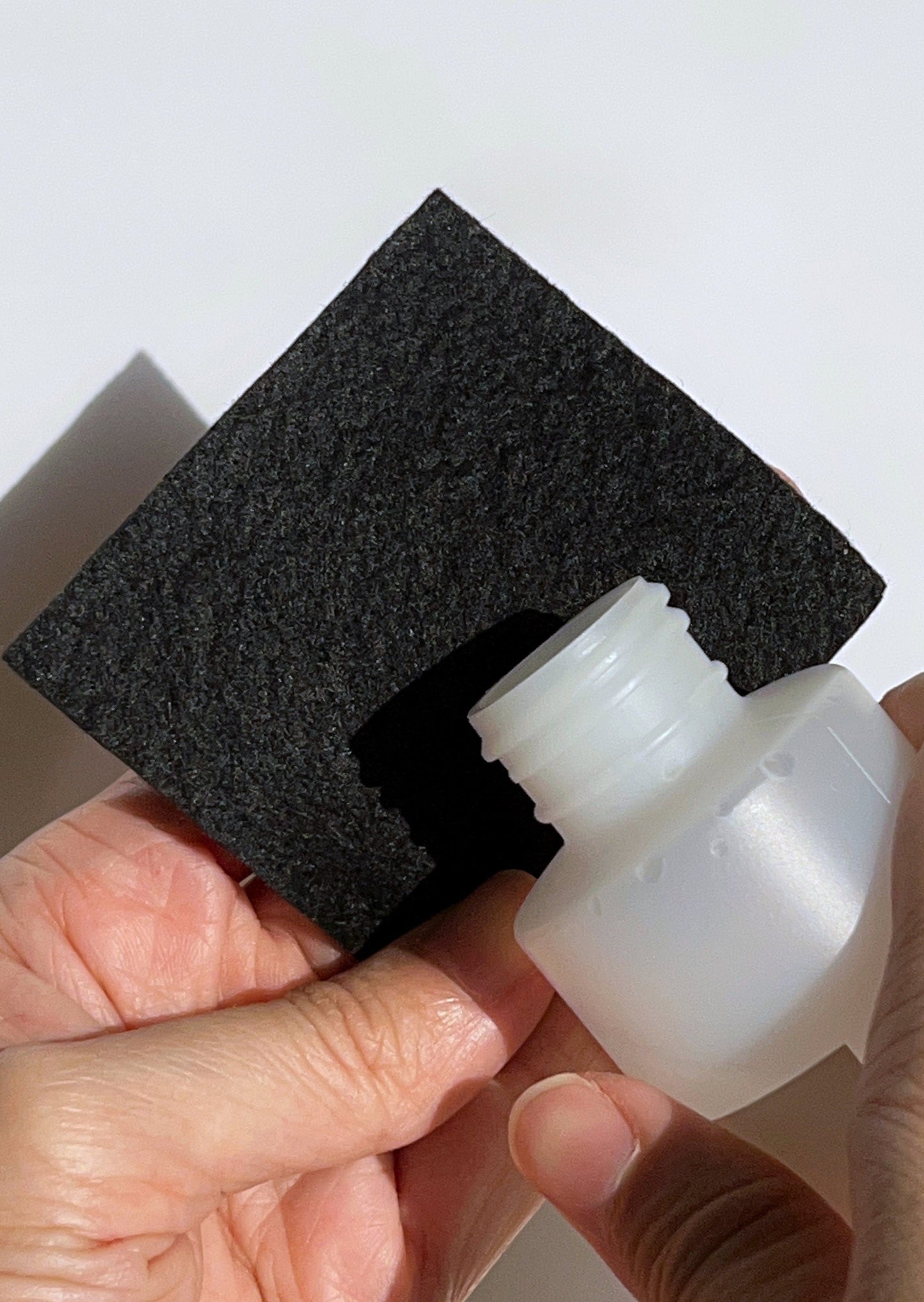 Remove Nail Polish Plastic Free