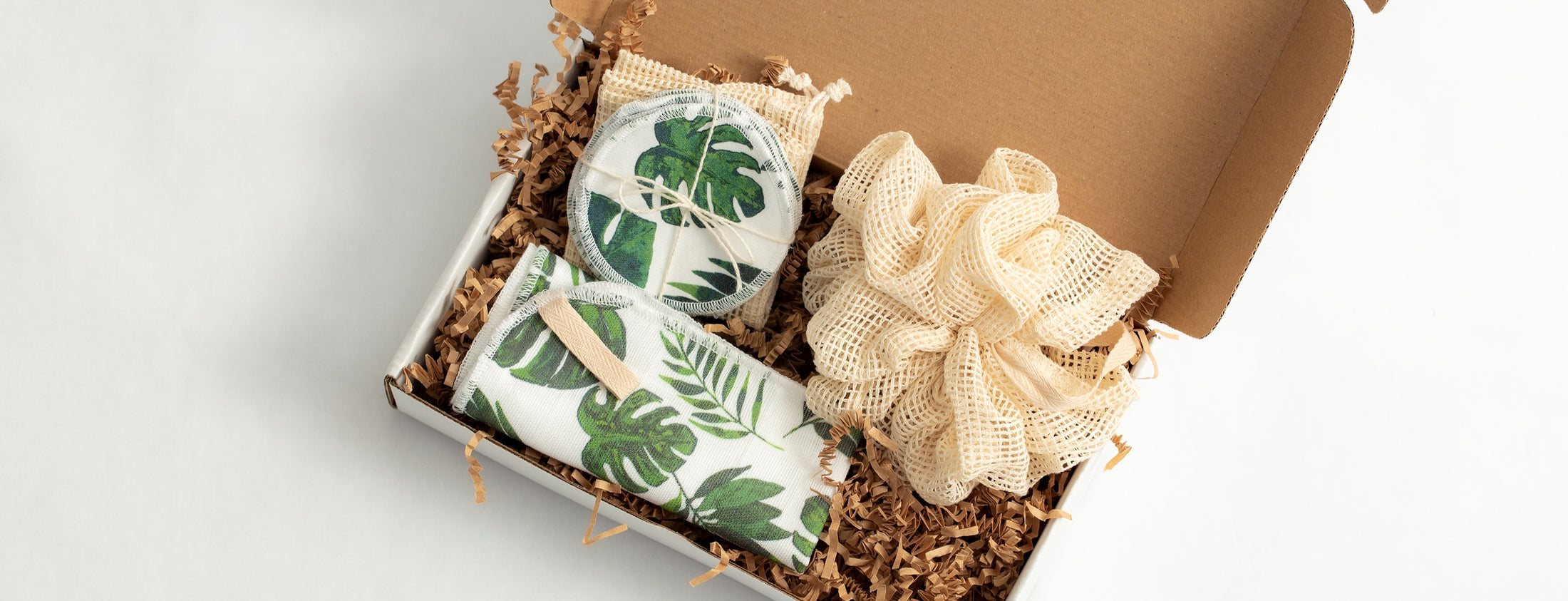 Why You Should Replace Your Plastic Loofah With This Shower Pouf Eco